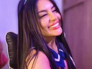 layla-nicols Live Webcam on CamSoda