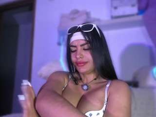 layla-nicols