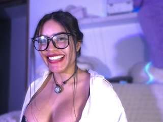 layla-nicols