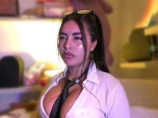 layla-nicols