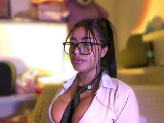 layla-nicols