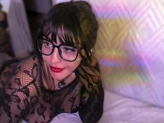 layla-nicols
