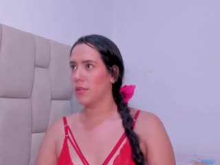 sarafoox18 Live Webcam on CamSoda