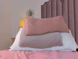 sarawilliamss Live Webcam on CamSoda
