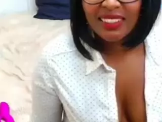 TheLoveKitty's Live Sex Cam Show