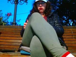 MellySquirtyBigLabia