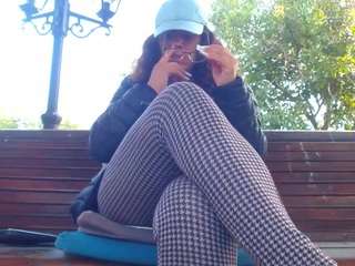 MellySquirtyBigLabia