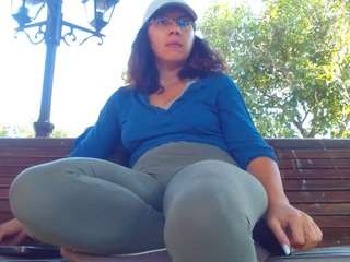 MellySquirtyBigLabia