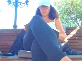 mellysquirtybiglabia