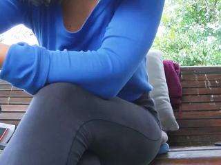 MellySquirtyBigLabia