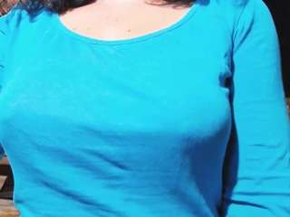 MellySquirtyBigLabia