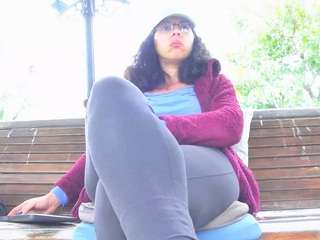MellySquirtyBigLabia