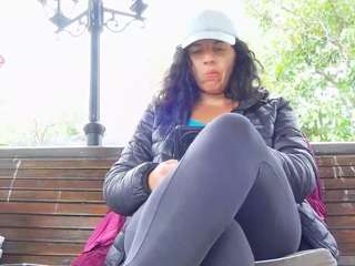 MellySquirtyBigLabia