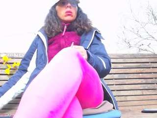 MellySquirtyBigLabia