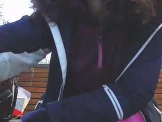 MellySquirtyBigLabia