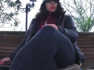 MellySquirtyBigLabia