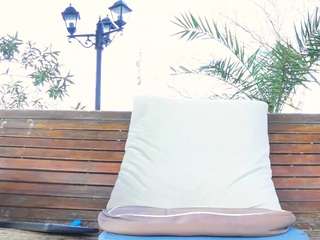 MellySquirtyBigLabia