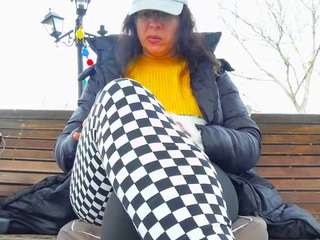 mellysquirtybiglabia's CamSoda show and profile