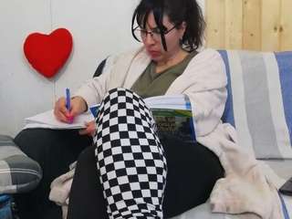 mellysquirtybiglabia