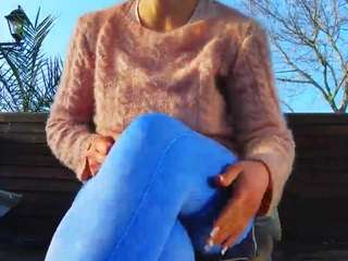 MellySquirtyBigLabia