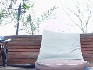 MellySquirtyBigLabia