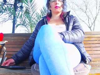 mellysquirtybiglabia webcam