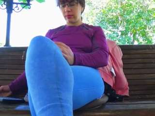 mellysquirtybiglabia live profile
