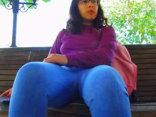 mellysquirtybiglabia