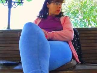 MellySquirtyBigLabia