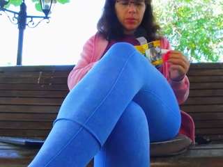 MellySquirtyBigLabia