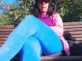 MellySquirtyBigLabia