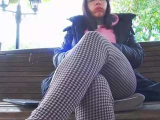 MellySquirtyBigLabia live cam preview