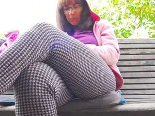 MellySquirtyBigLabia