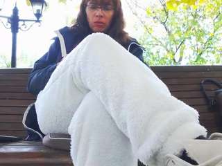 MellySquirtyBigLabia