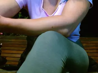 MellySquirtyBigLabia's Live Sex Cam Show