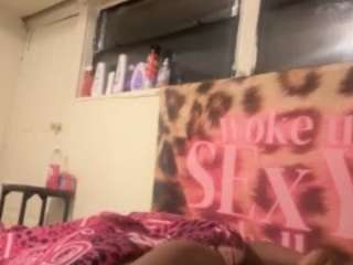 free giveaways august live webcam show