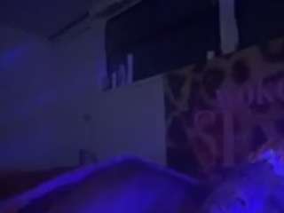 le modèle 420wildcard est en webcam porno dans un show sur le site camsoda, il possède les tags suivants: ass,asshole,thong,thick,tease,strip,smoking,shower,shemale,pussy,no drinking,lingerie,foot-fetish,fingers,double-penetration,doggy-style,dildo,cum,brown eyes,black hair