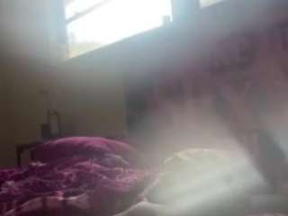 WHO LOVES FEET live cam preview