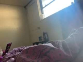 WHO LOVES FEET live cam