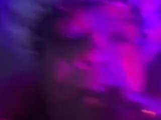 WHO LOVES FEET live cam preview