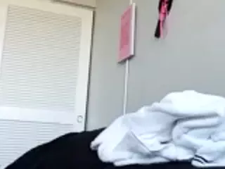 this a slimy pussy's Live Sex Cam Show