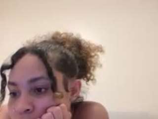  kayaniwoodsxxx chat room