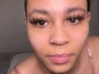 kayaniwoodsxxx webcam