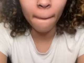 kayaniwoodsxxx Live Webcam on CamSoda