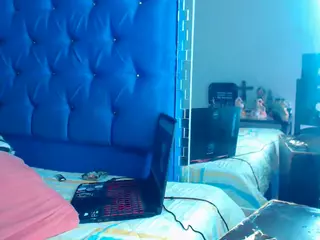 Hottbigcock42's Live Sex Cam Show