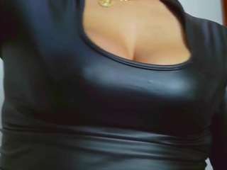 Nicol-Jaramillo live cam preview