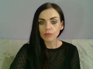 Acest model este live acum. cassieflirt
