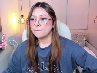 Lanna18x's Live Sex Cam Show