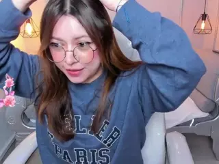 Lanna18x's Live Sex Cam Show