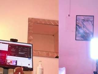 milahall Sex Cam Show
